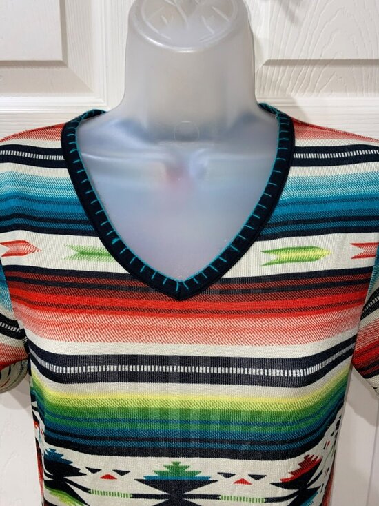 Double D Ranch Serape Womens Small V-Neck Aztec Print Short Sleeve Top – Multico - Picture 4 of 7